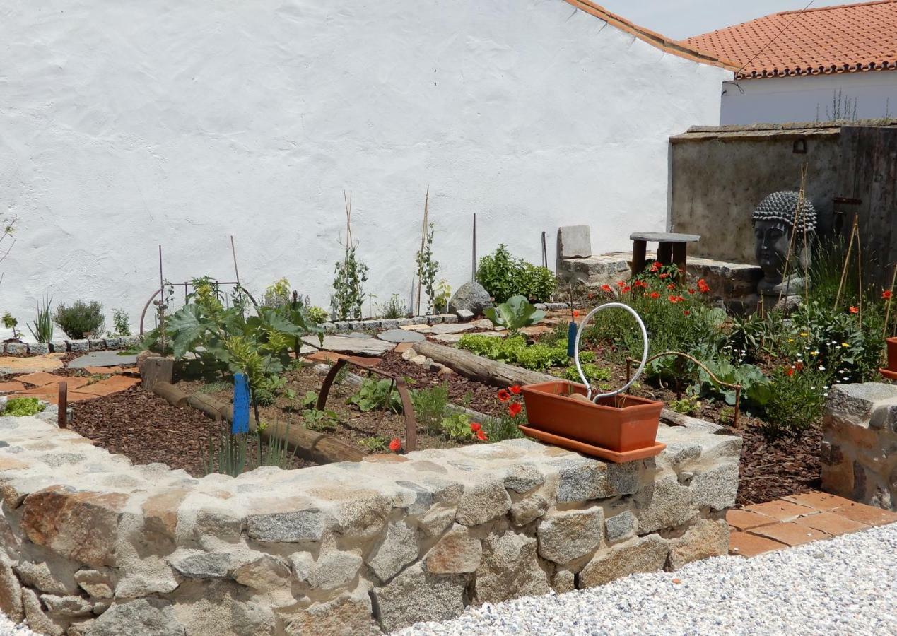 Solar Da Cumeada Bed & Breakfast Reguengos de Monsaraz Exterior photo